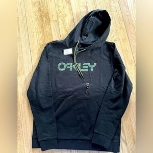 Oakley Camo Pullover Sweatshirt - Large Young Men’s